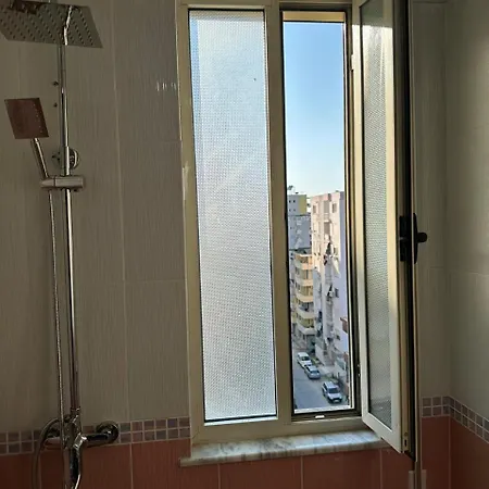 Leo With Sea View