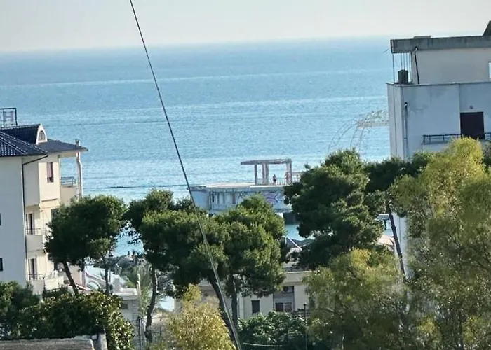 Leo With Sea View